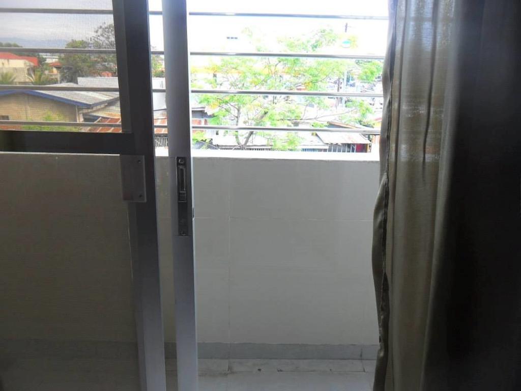 Bnt Inn Île de Mactan Extérieur photo