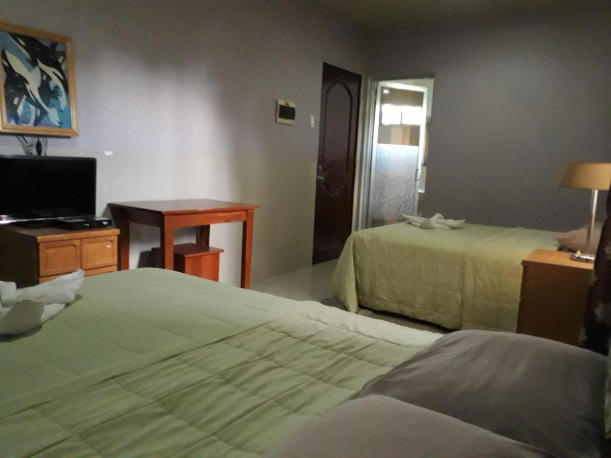 Bnt Inn Île de Mactan Extérieur photo