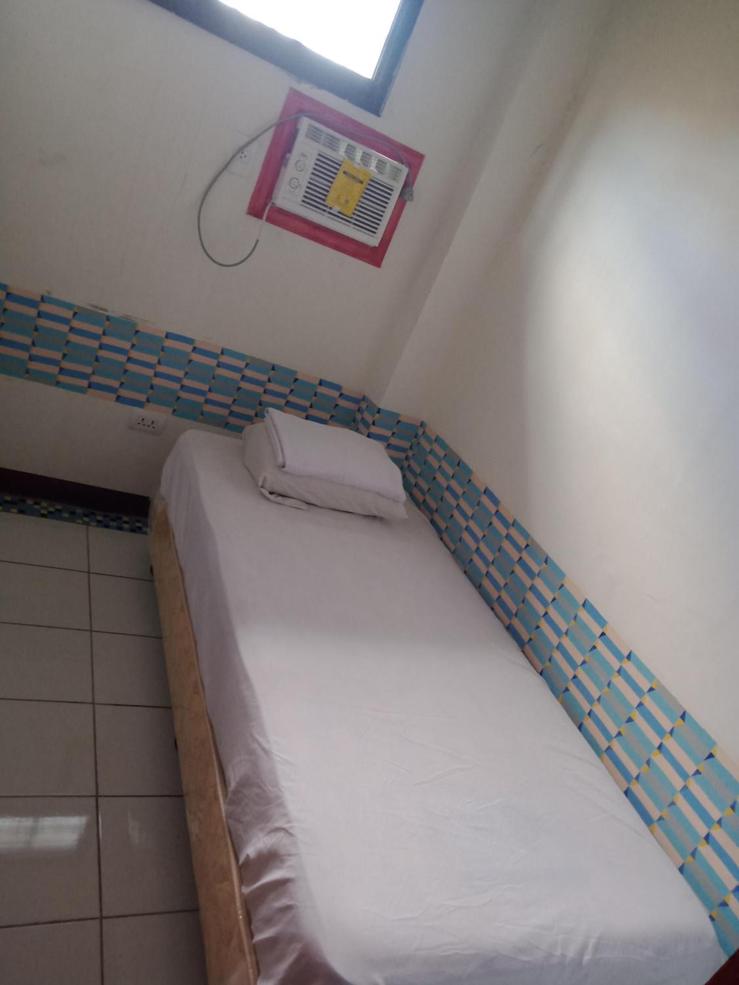 Bnt Inn Île de Mactan Extérieur photo